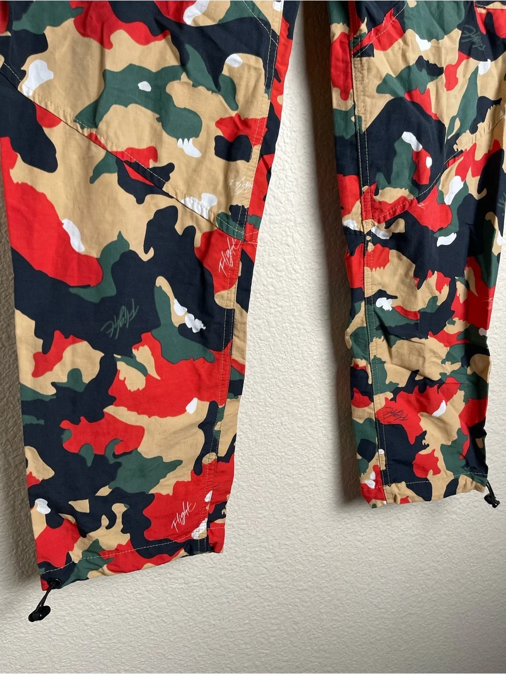 Nike Jordan Flight Heritage Men's Cargo Pants Multicolored Camo Size Small